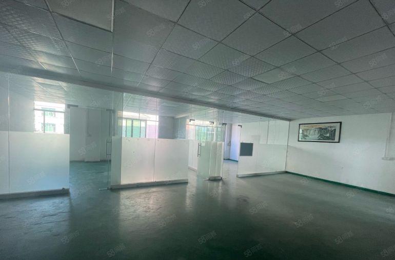 龙岗同乐工业区3楼1200平厂房出租现成装修地坪漆可分租