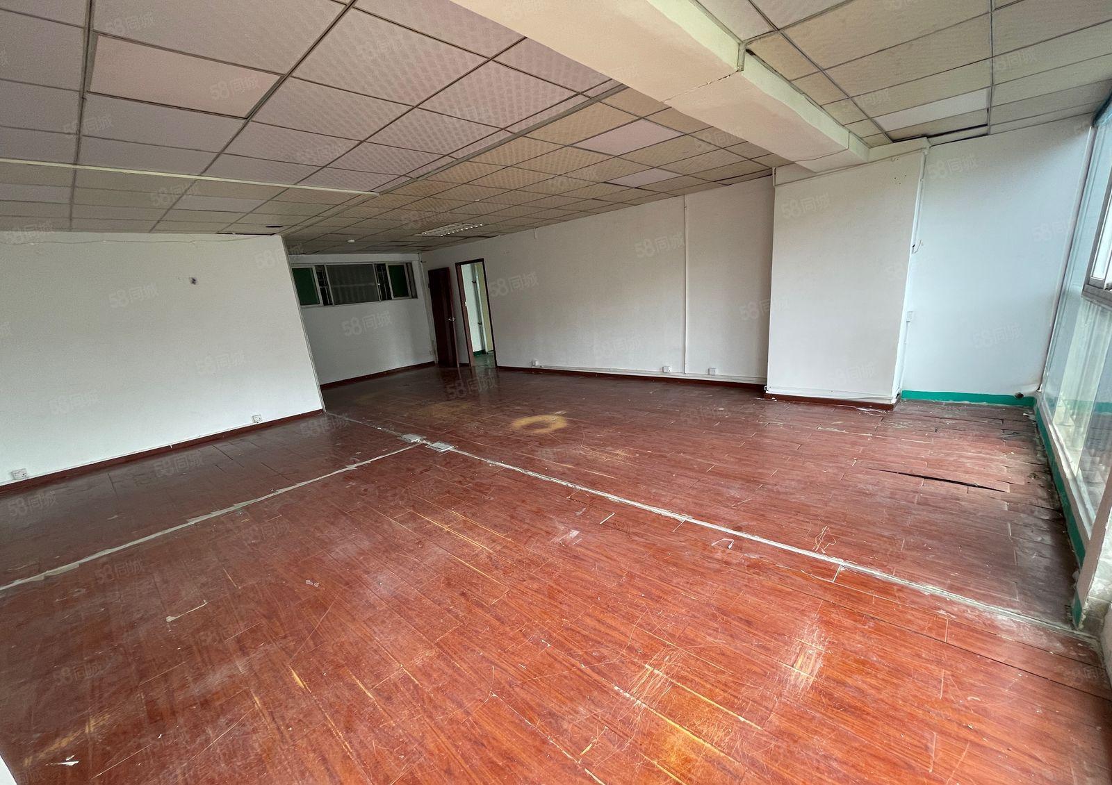 坂田杨美地铁站270平精装办公室，仓库出租，适合电商，办公