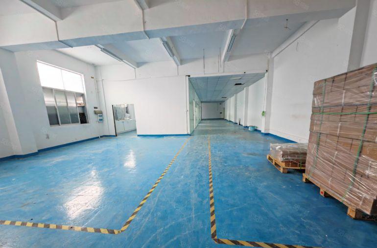 龙岗同乐地铁口独门独院楼上精装面积400平厂房出租报价15元