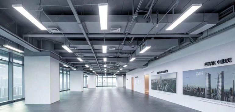 星河双子塔全新精装200平起租，免租期6月起，可做研发电子等