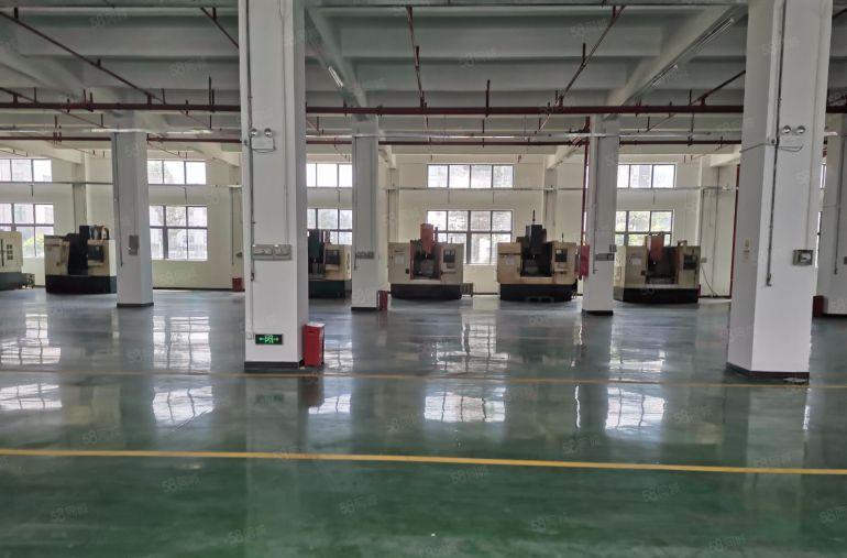 坪地高桥工业园区原房东红本一楼2000平方层高6米大小可分租