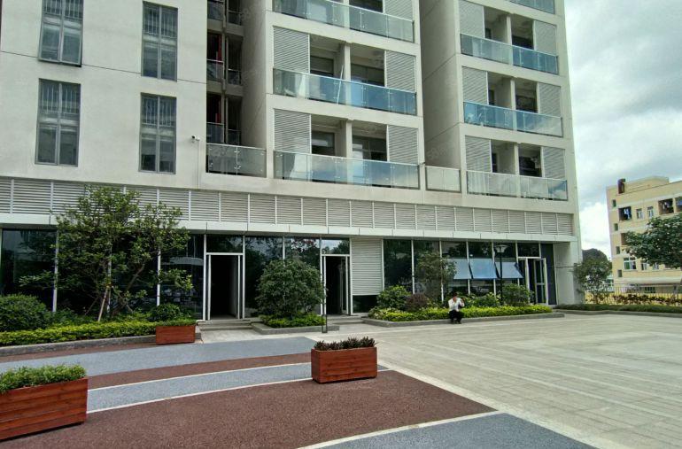 送家私可分租龙岗地铁口研发创意园400平精装办公厂房出租