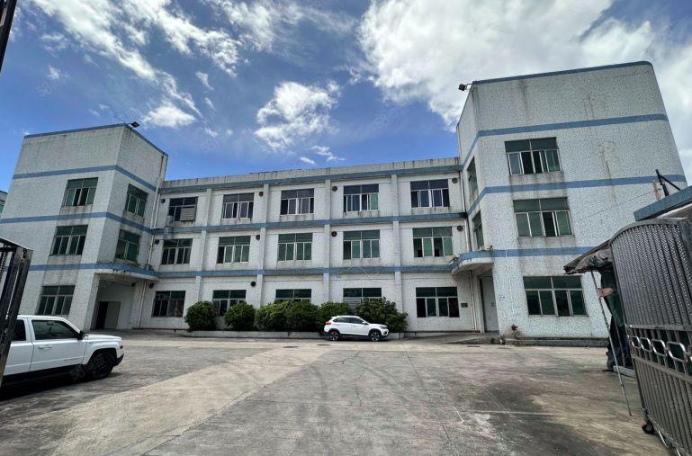 平湖山厦衫坑工业区5700平独院厂房仓库出租可环评一楼厂房