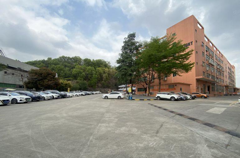 无公摊带红本坂田原房东工业区 新出2000平精装仓库厂房出租