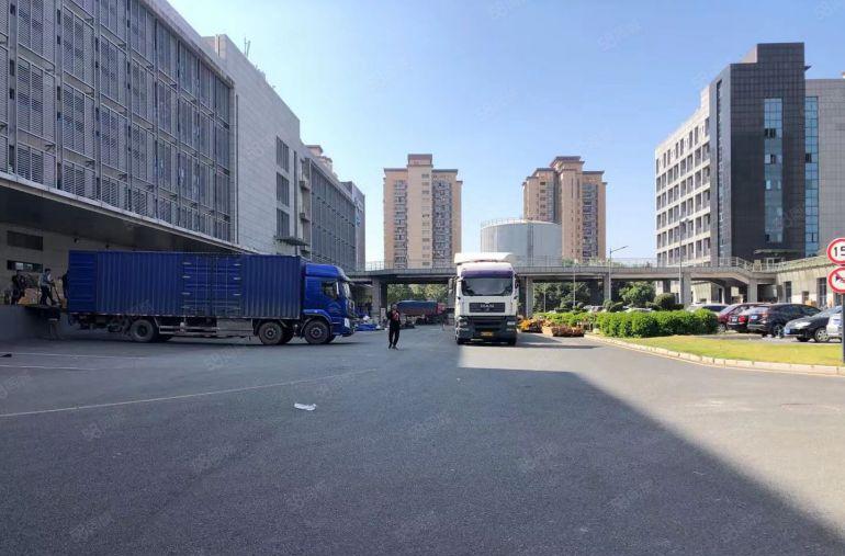 坂田华为旁大型电商园楼上1600平方带装修办公室仓库厂房出租