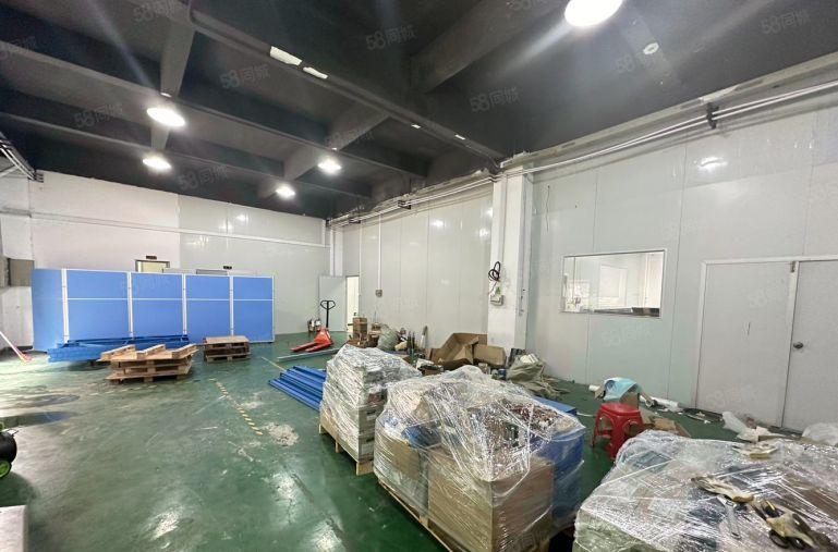 平湖一楼豪华装修带前台厂房638平米招租