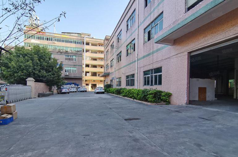 500起租平湖新出一楼2000平方厂房仓库出租形象好交通便利