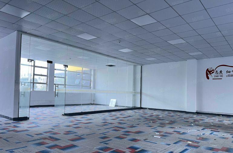 坂田北新出楼上单层面积1000平现成办公室仓库厂房低价出租