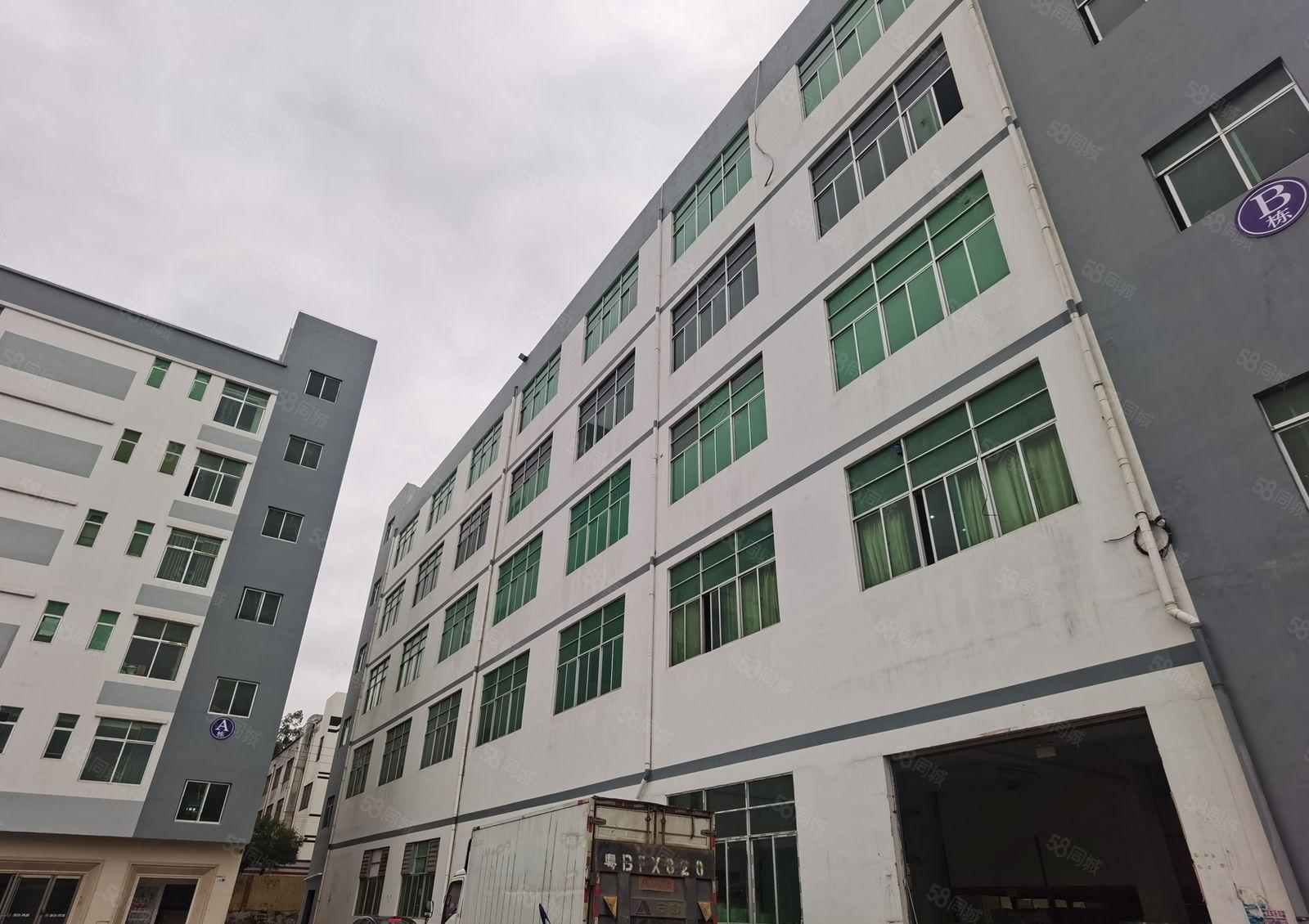 现成家具展厅出租！1480平二楼一层无转让费用园区形象好