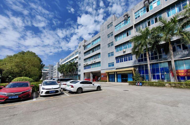 拎包入住龙岗坪地原房东红本楼上1000平带装修仓库厂房可分租