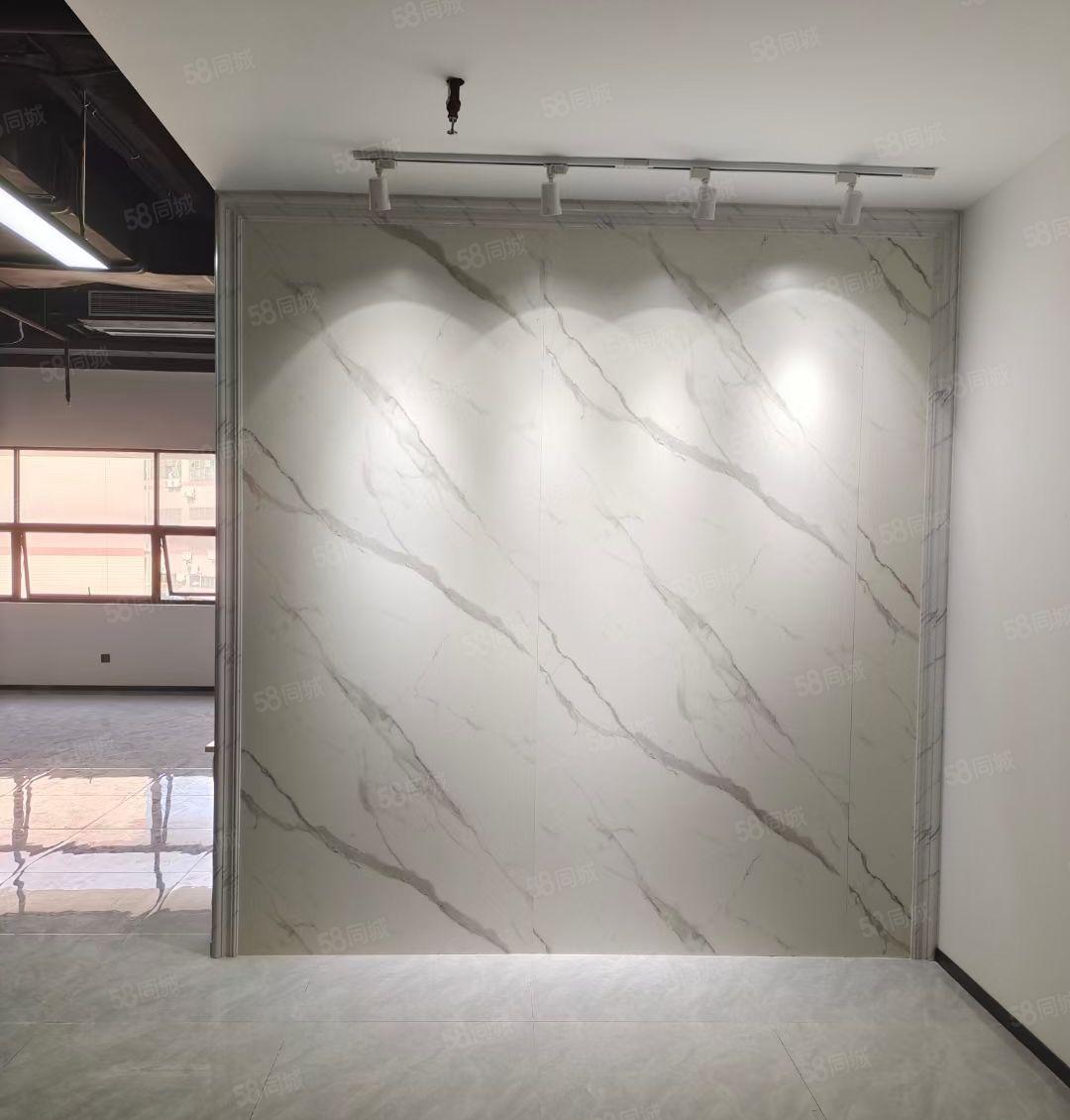 （精装修35一平）平湖万达附近 适合电商仓库 旅游 贸易