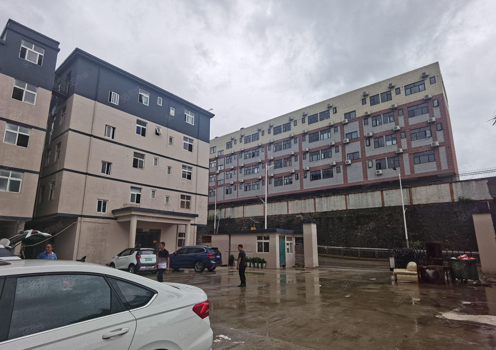 带红本！空地大！高速口！龙岗独院11000平米厂房出租