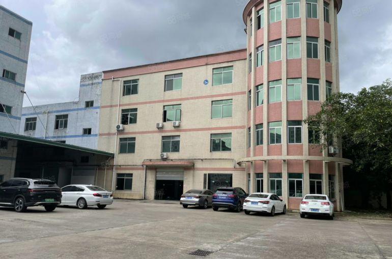 龙岗坪地一楼二楼500平厂房出租可分租园区超大空地水电齐全