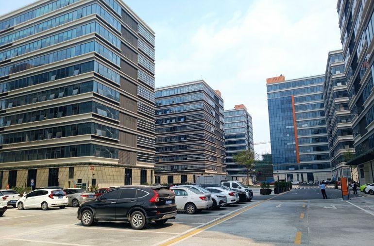 龙岗宝龙工业区原房东自建自用办公研发展厅200到500平分租