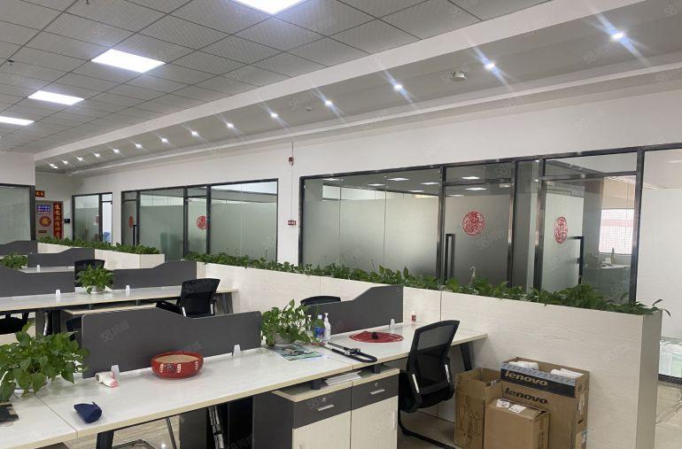 一房东，实际面积出租，整层2000平方，带卸货平台，主干道边