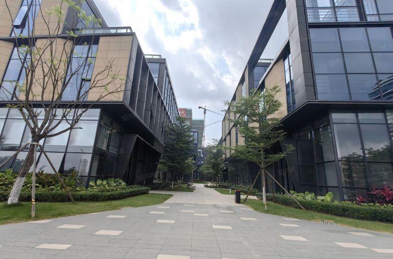 龙岗中心城地铁口小独栋2000到4000平方国企红本厂房出租