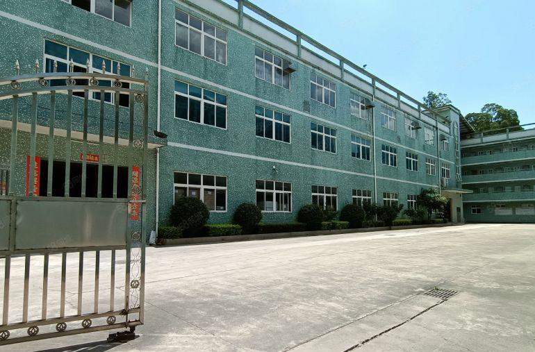 一手房东直租龙岗南约地铁口附近新出2700平独门独院厂房出租