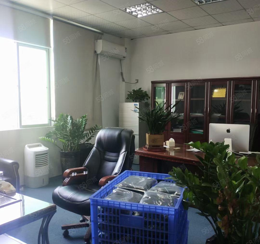 平湖华南城禾花地铁口三楼800平方出租300起分地铁口带装修