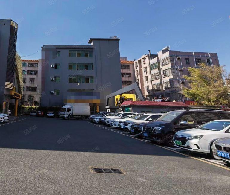 龙岗地铁400米精装小面积176平，水电齐全，适电商办公仓储