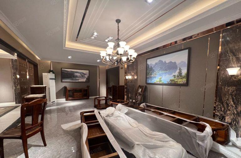 横岗六约原房东豪华家具装修展厅1300平厂房出租不需要转让费