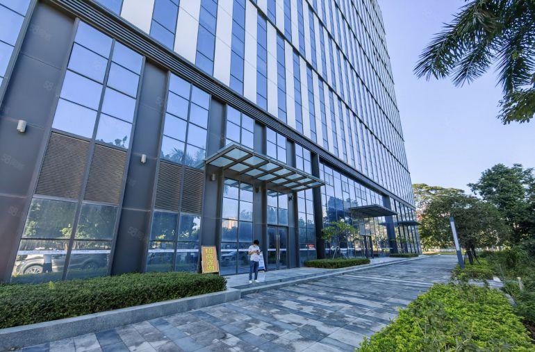 龙岗医疗芯片新能源工业上楼单层1700平国企全新红本厂房出租