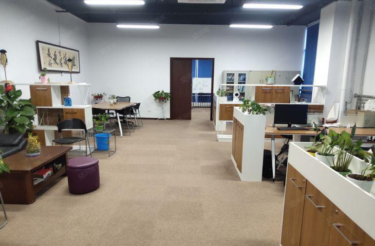 龙岗宝龙楼上厂房转租整租分租厂房3000平精装修办公配家私