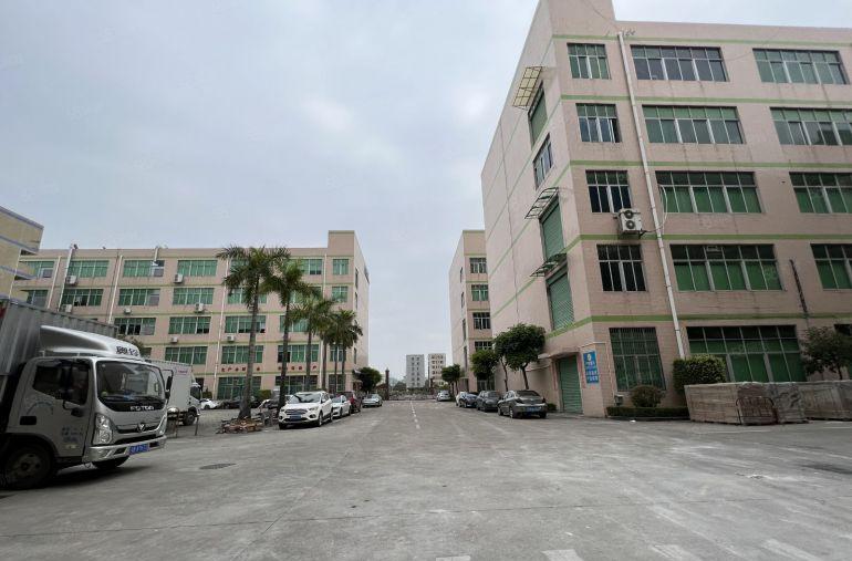 龙岗同乐独门独院二楼仓库厂房1000平方出租交通便利带装修