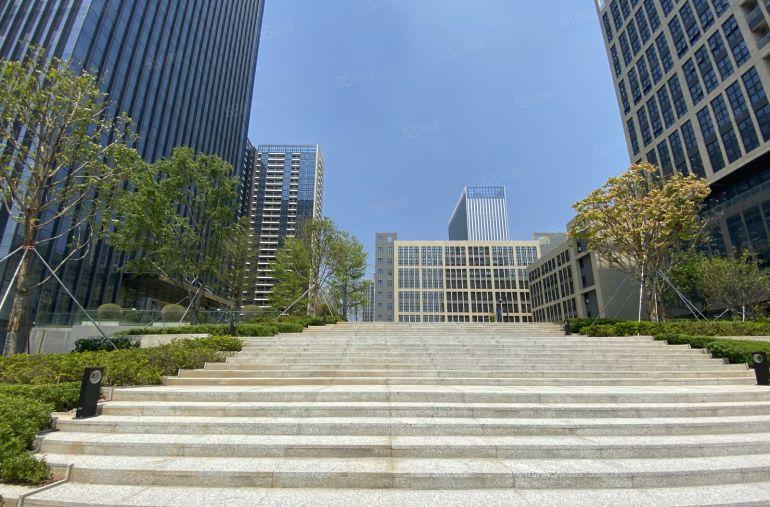 可分租坂田地铁口100平至3000平精装办公研发仓库厂房出租