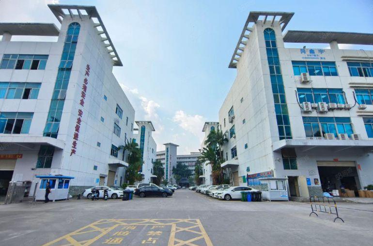 坂田红本原房东独院带装修车间办公室2000平出租可分租