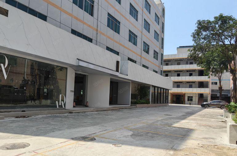 合同十年！龙岗独门独院8000平方红本厂房出租，可办环评