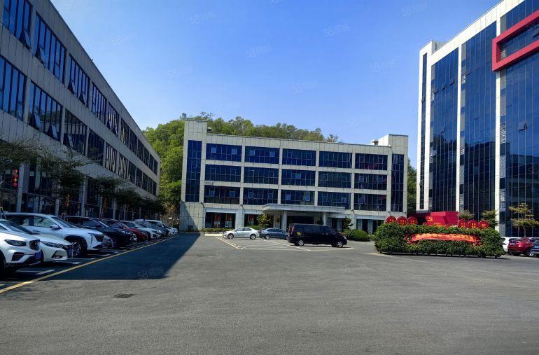 龙岗中心城爱联地铁站附近电商100平至500平方精装修办公室