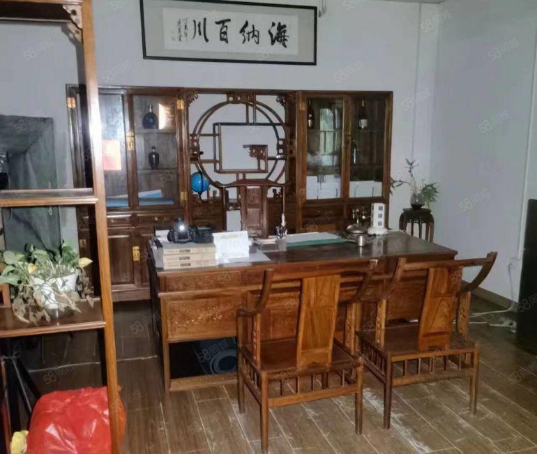 横岗现成珠宝装修厂房395平免转让费低价出租