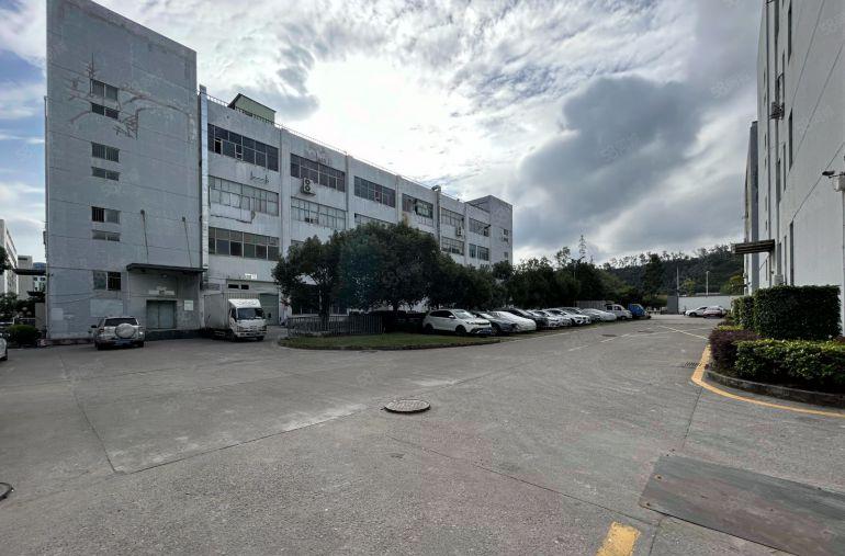 龙岗坪地坪东工业区楼上整层1000平厂房实际面积出租 可分租
