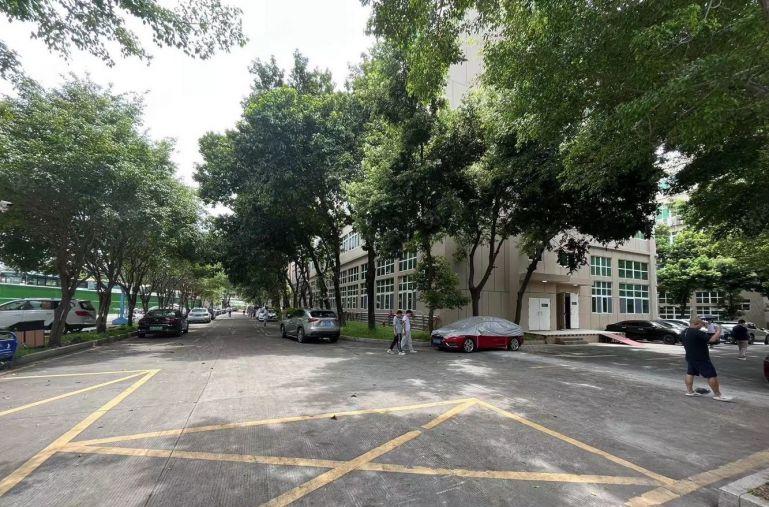 出租坂田天虹原房东红本厂房1500平带装修可申请高新补贴