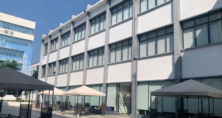 特价出租坂田主干道旁原房东精装修红本厂房500至1500平