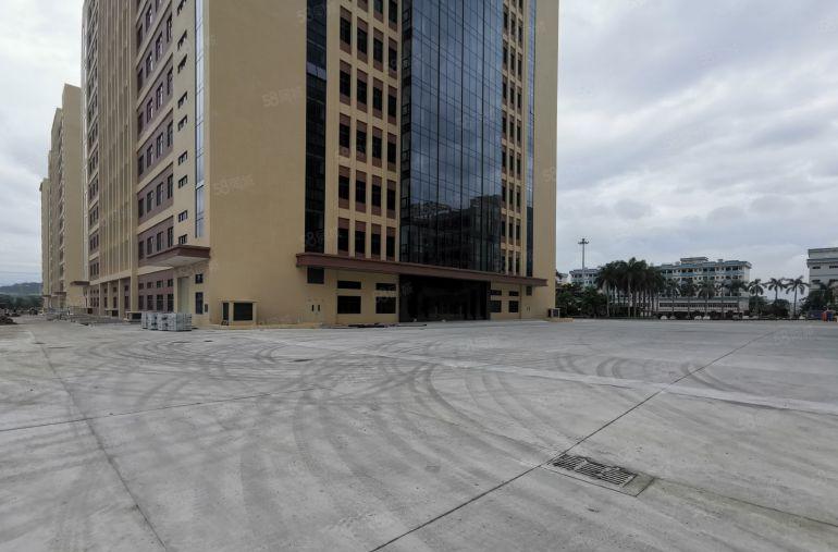 100平起龙岗原房东5000平高薪工业园装修仓库厂房出租分租