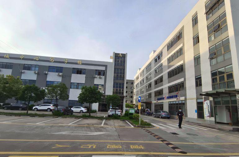 龙城广场地铁口电商园一楼500平方精装修办公室仓库大小可分租