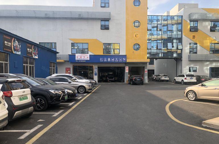 横岗塘坑地铁站附近新空出3楼500平带装修办公仓库厂房出租