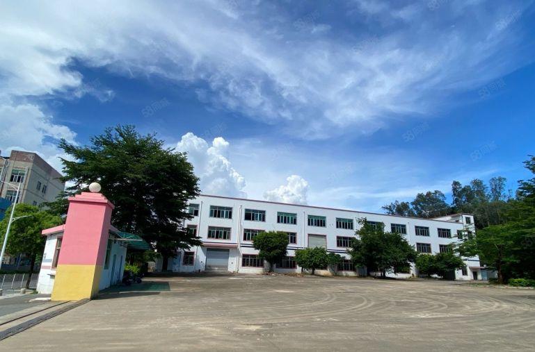 龙岗宝龙独门独院原房东红本面积16500平精装修办公厂房出租