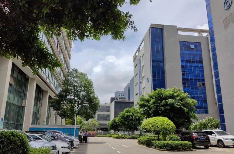 低碳城原房东科技园新出3楼整层2000平带精装办公室厂房出租