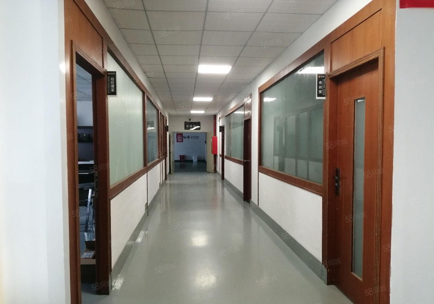 坂田国际中心附近1000平厂房出租300平起租适合电子加工