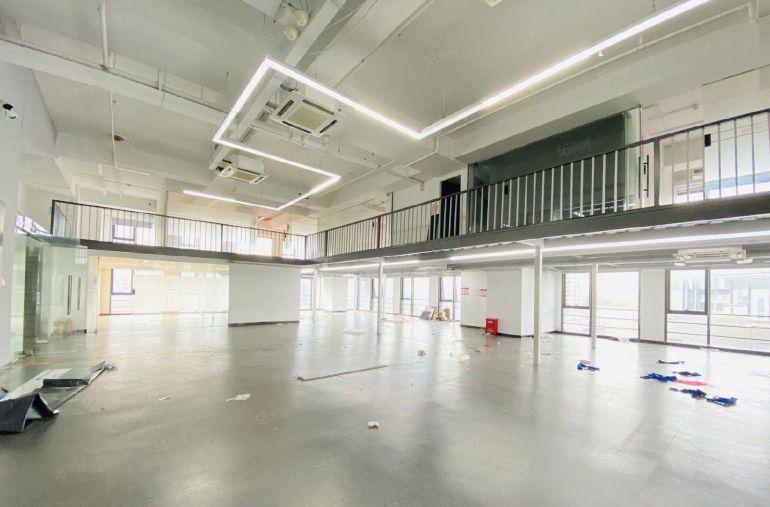 188平办公室 龙岗京基御景 地铁3号线13格局