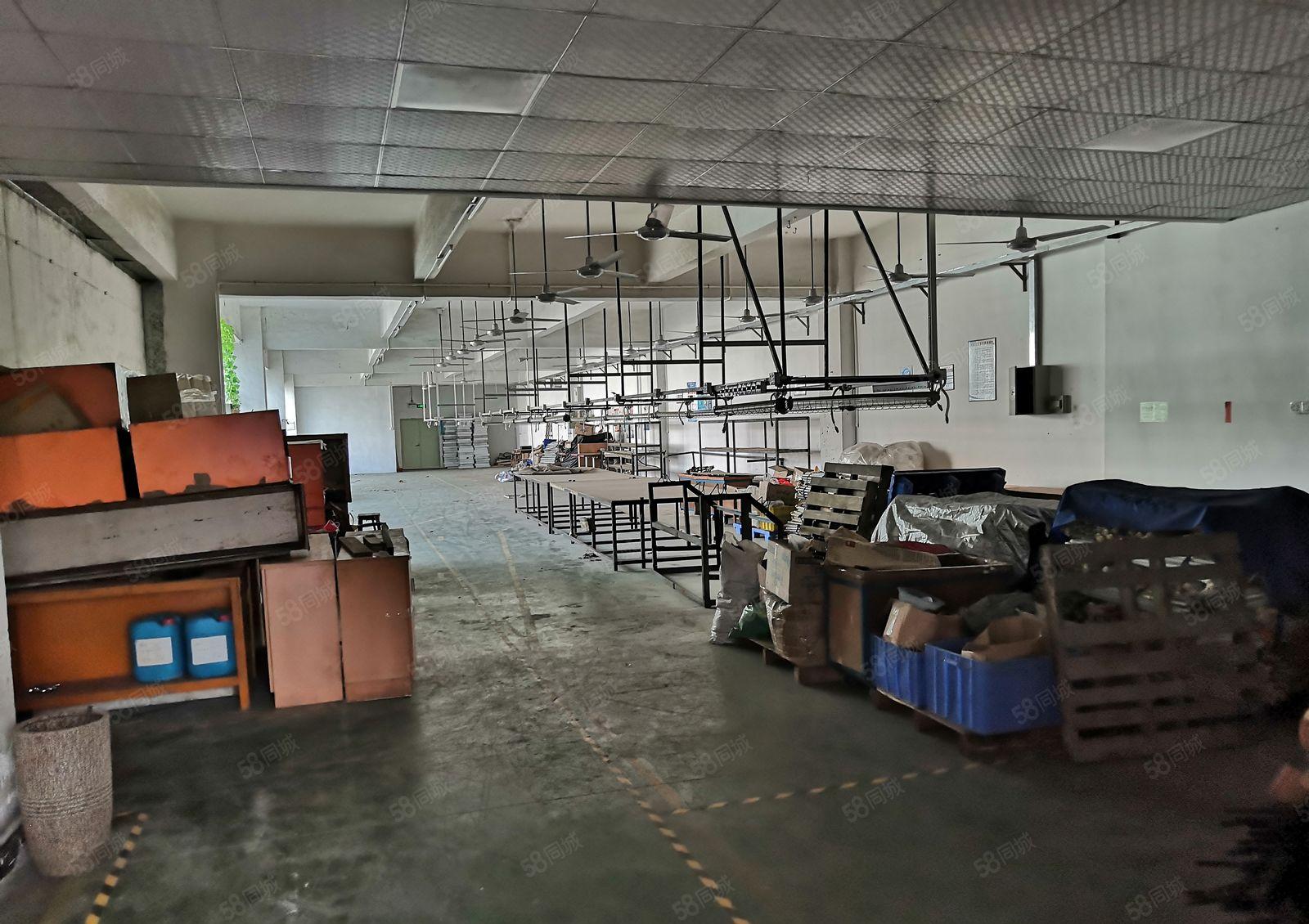 17元龙岗镇中心城厂房三楼600平方米二楼150平方米招租