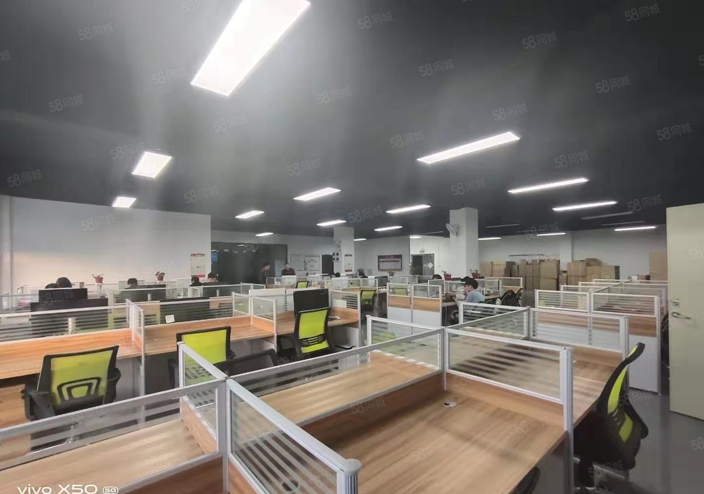 龙东工业区新空出2楼600平方带精装修办公室厂房出租