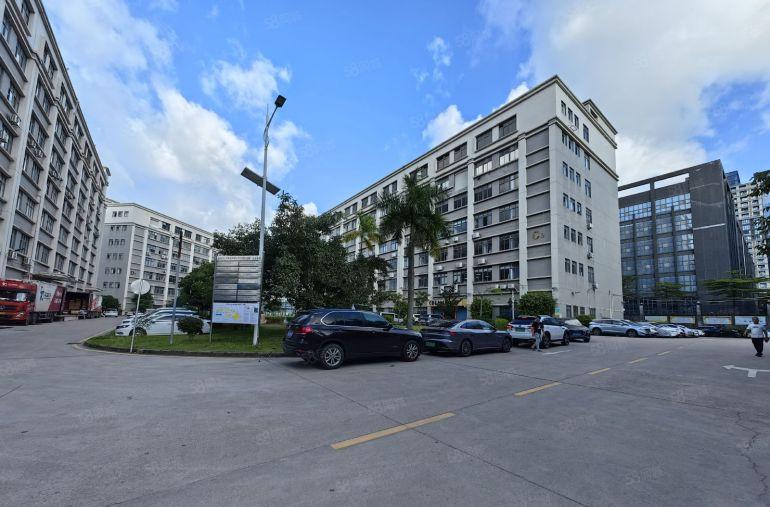 电商外贸龙岗中心地铁站楼上300平方精装修办公室厂房仓库出租