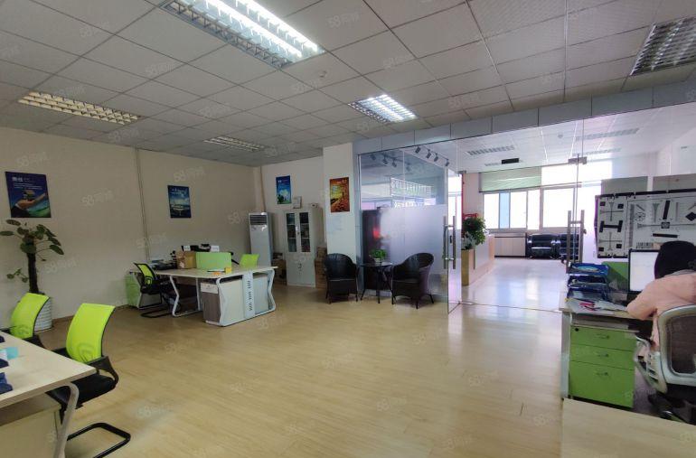 龙岗吉祥地铁口独栋楼上1000平厂房出租原房东实际面积易招工