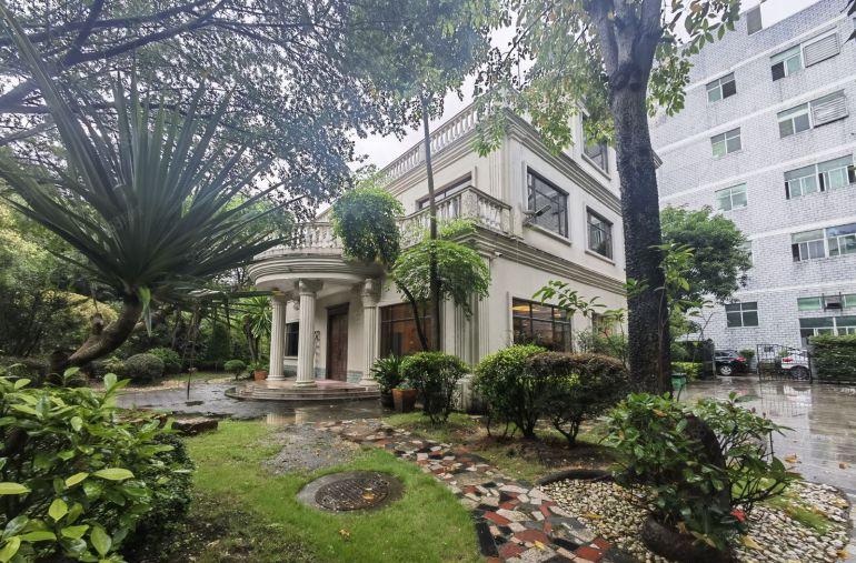 坪地六联新出1200平独院别墅出租