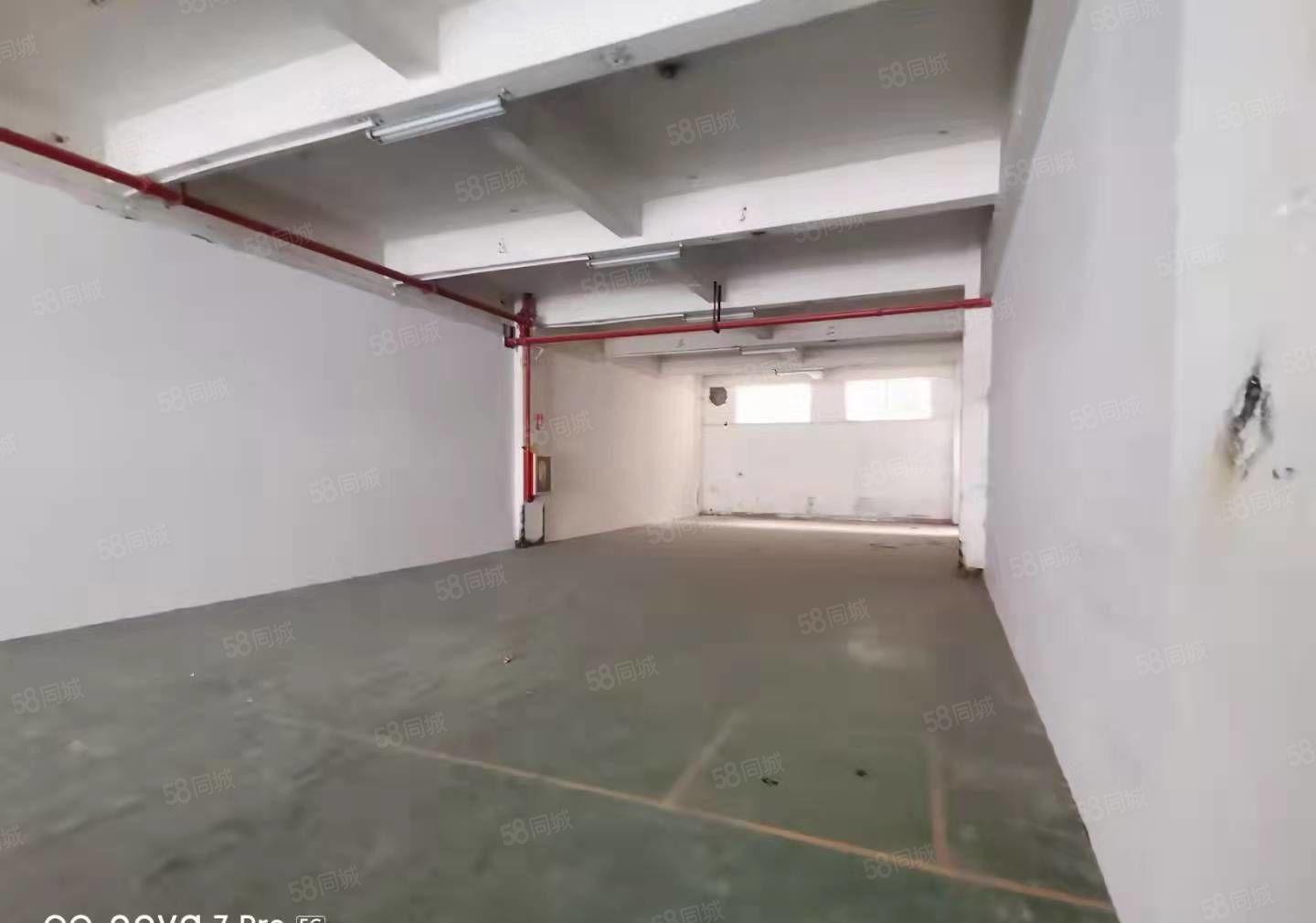 红本！坂田贝尔地铁站一楼650平方标准厂房出租