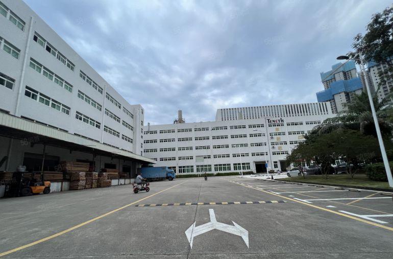 龙岗中心城工业园二楼无尘车间厂房750平出租带精装修办公室