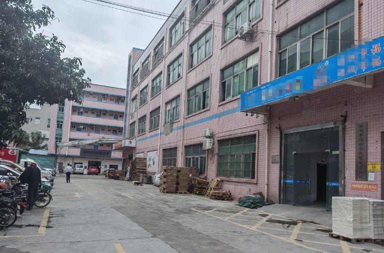 平湖新出二楼1700平带装修厂房仓库出租分租水电齐全交通方便